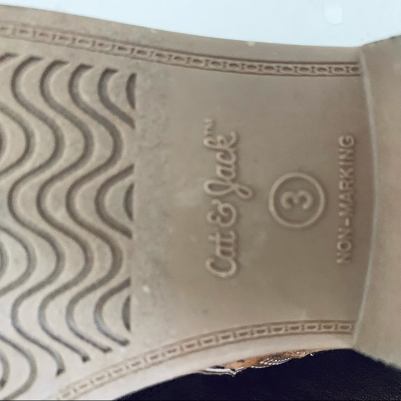 Cat & Jack Debbie Ankle Bootie w/ Zipper Size 3 - Picture 9 of 9